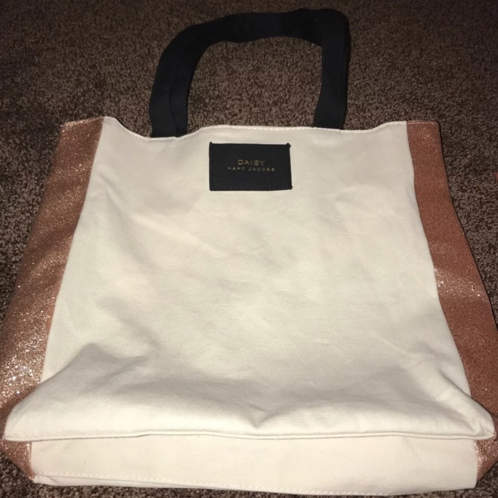 Marc Jacobs Daisy Tote